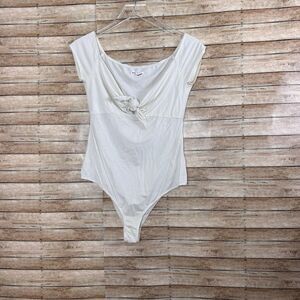 Reformation Jeans Womens Cream V-neck Off Shoulder Short Sleeve Bodysuit Size M